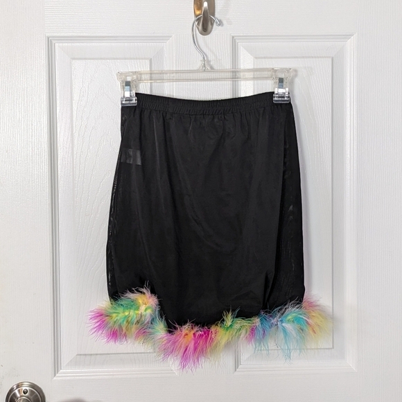 Hot & Delicious Multicolor Feather Trim Black Mesh Mini Party Skirt Size Medium - Picture 4 of 6